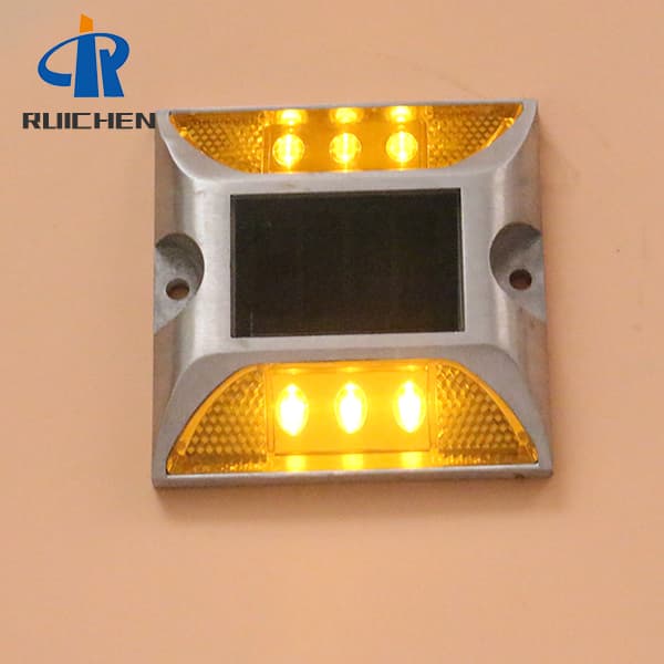 Underground Road Stud Light Reflector For Pedestrian Crossing With Stem